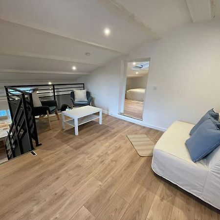 リエDuplex Sous Les Toitsアパートメント エクステリア 写真