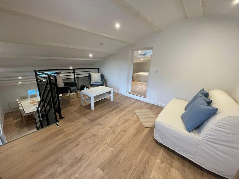 リエDuplex Sous Les Toitsアパートメント エクステリア 写真